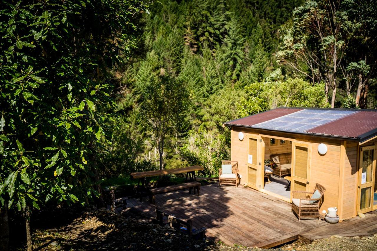 Maitai Whare Iti - Adventure Cabins & House Nelson Exterior photo